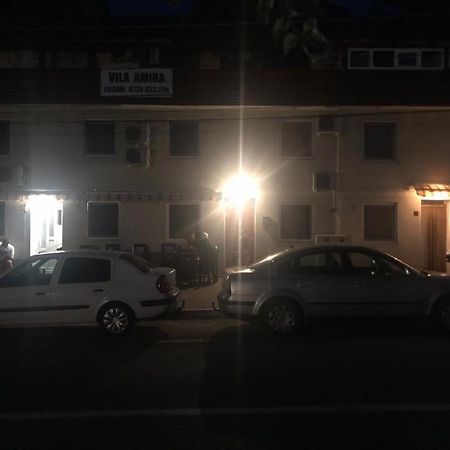 Pension Amira コスティネシュティ エクステリア 写真